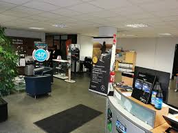 Mercedes Benz Hamecher Toulouse Vi 15 Av Cerisiers 31120 Portet Sur Garonne Concessionnaire Camions Vehicules Industriels Adresse Horaires Avis