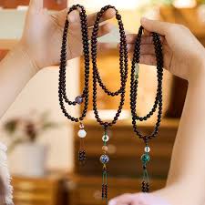 Buddha Stones Chinesisches Sternzeichen Kleines Blatt Rotes Sandelholz Ruhige Halskette Anhänger