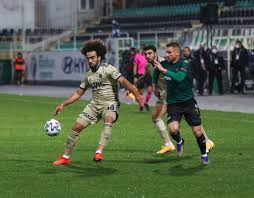 Yukatel denizlispor kulübü'nün kamuoyunu bilgilendirmek amacıyla kullandığı resmi internet sayfasıdır. Fenerbahce Beats Denizlispor 2 0 In Turkish Super Lig Daily Sabah