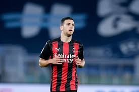 Check spelling or type a new query. Man Utd Issue Diogo Dalot Transfer Demand To Ensure History Doesn T Repeat Itself Mirror Online