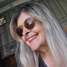 Stanley: Maxwell, Kareena: 9781890719111: Amazon.com: Books