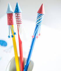Looking for a fun craft idea to try out with the kids? 20 Diy Pencil Toppers For Kids To Make