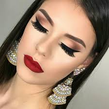 Pin By Sema Budak On Make Makeup Wings Smokey Eye Makeup Red Lip Makeup