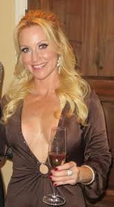 Japanese grannie gets nailed and crdeampied well. Download Free Lonely Milf Uses 2 Toys To Get Off Girl Spreads Legs In Chair Uses Vibe To Get Off