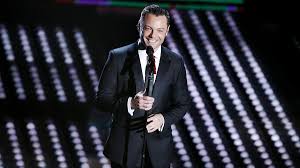 Margherita io non posso stare fermo con le mani nelle mani tante cose devo fare prima che venga domani. Tiziano Ferro Canta Margherita Di Tiziano Ferro Ma Non E Il Nuovo Singolo