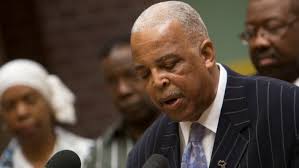 Portland settles suit by officer who honored Nazis