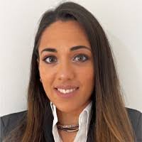 Amanda Corsetti's Instagram, Twitter & Facebook