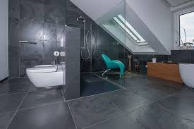 Es gibt aber auch kupferfarbene, grüne, violette und bunte schieferfliesen. Schiefer Schubert Stone Naturstein Schubert Stone