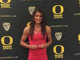 World championship silver medallist and former university of oregon duck jenna prandini is facing her biggest challenge yet: Goducks V Twitter Oregontf Star Jenna Prandini Wins The Female Athlete Of The Year O Award Goducks Oshow Http T Co Gvw6dnpqnv Twitter