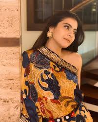 Kajol, kunal kemmu,shilpa shetty and other celebs share adorable moments with their daughters. Kajol Age Height Biography 2020 Wiki Net Worth Husband