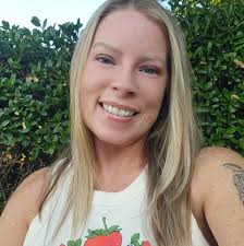 UPDATE FOUND and OK! Tyler Katherman you are a rockstar!! Hi all …posting  for a friend who hasn't heard from her sister since Thursday. Her name is  Katie Brereton and lives at