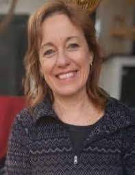 Danielle Budd's Instagram, Twitter & Facebook