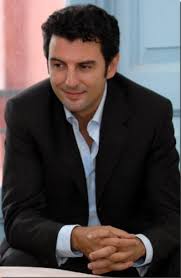 La vita prodigiosa di isidoro sifflotin, 2015: Enrico Ianniello Schauspieler Castforward