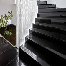Mit granit erhalten sie ein naturmaterial, das sich großer beliebtheit erfreut. Treppen Aus Naturstein Natursteindesign Rompf
