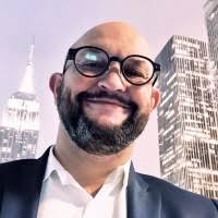 40+ "Steve Moreton" profiles