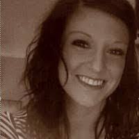 Sara Muncy's Instagram, Twitter & Facebook