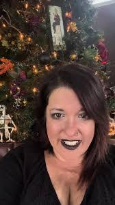 Dana Grass's Instagram, Twitter & Facebook