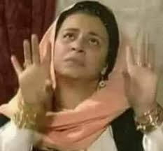 بكره درجة الحرارة 36 يعني كل العيال لازم يلبسوا نص كم قطن ...... ممنوع  يلبسوا بكره بكم نهائيا...... وزعبولا أرحميه وحميه بكرة الظهر.....  #دكتور_عيالك