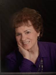 Shirley Murphy's Instagram, Twitter & Facebook