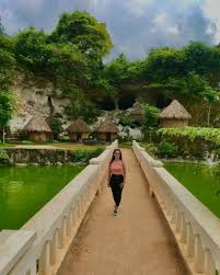 13 ziyaretçi tarafından kolam renang bukit awan'de çekilen bütün 3fotoğrafa bak. Setigi Istana Batu Kapur Gresik Dengan Suguhan Spot Instagenic