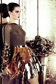 Tom Ford Gold Chain Mail Top Undercover Skirt W Brass Feather Overlay Amazing Damemode Kjole Feminin Stil