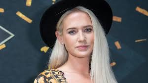 Notarzt-Einsatz: Sarah Knappik verträgt 2. Corona-Schutzimpfung nicht