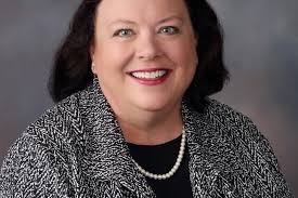 ACT plays: Review of 'Four Weddings & an Elvis'