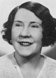 Gert and Daisy Clean Up **½ (1942, Elsie Waters, Doris Waters, Iris  Vandeleur, Joss Ambler)