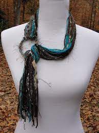 Pin By Christine Nauman On Sewing Yarn Necklace Diy Crochet And Knitting Fabric Necklace