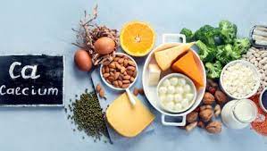 Infatti, aiuta l'organismo ad assorbire il calcio, importante per la costituzione del tessuto osseo. La Dieta Per Le Ossa Calcio Vitamina D E Proteine Ecco Dove Trovarli
