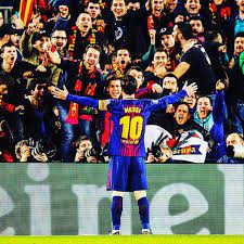 Concernant le psg, même pas besoin de regarder le match demain, le roi messi est décédé, le dieu mbappé a pris sa place. Lionel Messi A Inscrit Ses 99e Et 100e Buts En Ligue Des Champions Ce Mercredi Face A Chelsea Messi Leo Messi Lionel Messi