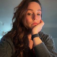 Good afternoon, can someone help me with a recommendation from a  psychologist for my 13-year-old daughter, please, someone who has already  used and who can trust their daughter.