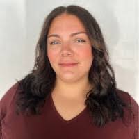 Nicole Darrow's Instagram, Twitter & Facebook