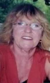 Carolyn Boyles's Instagram, Twitter & Facebook