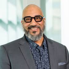 Gregory Thomas : Isenberg School of Management : UMass Amherst