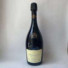 In emilia romagna during the past twenty years, specific food&wine itineraries were arranged, crossing the regional territory far and wide, enabling the visits to some of the most important wine cellars and farms in the world. Emilia Romagna Frankly Wines