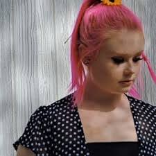 Callie Barker's Instagram, Twitter & Facebook