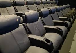 Mid valley megamall is a 4.5 million square feet (420,000 m²) complex comprising a shopping mall, an office tower block, 30 signature offices and 2 hotels it also houses an 18 screen cinema. Malaysia S First Samsung Onyx Cinema Led Screen Arrives At Golden Screen Cinemas Technave