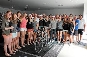 Auf den zermatter sommerskipisten treffen sich die skirennfahrer. Schweizer Ski Stars Auf Mallorca
