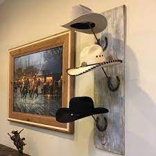 Horseshoe And Barn Wood Cowboy Hat Rack Etsy Cowboy Hat Rack Cowboy Hats Barn Wood