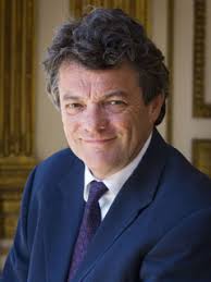 Born 7 april 1951) is a french politician who served as president of the union of democrats and independents (udi) from 2012 to 2014. Jean Louis Borloo Economie Gouv Fr