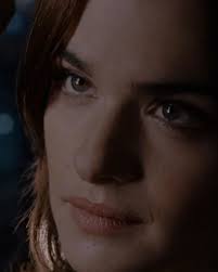 En CONSTANTINE de 2005 hay ideas luminosas: El uso del agua 💦 como  conductor al infierno 🔥, diálogos cortos, sagaces y enigmáticos, una  Raquel Weisz bellísima y quizá uno de los mejores