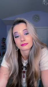 Kaitlyn (@kaitlyn_roth1.0)