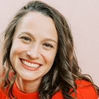 Kelly Brashear's Instagram, Twitter & Facebook