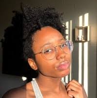 Malikah Walker's Instagram, Twitter & Facebook