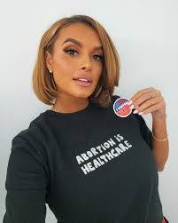 Millie Joy's Instagram, Twitter & Facebook