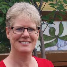 Tamara Lea's Instagram, Twitter & Facebook