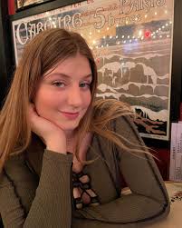 I'm double posting today because I couldn't wait to share them🥰  Photographer: @jades.eye.view