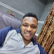 At Bright-Day Lundry and dry cleaning service , we take pride in offering  top-notch dry cleaning services to keep your clothes looking their best.  With a commitment to quality and customer satisfaction,