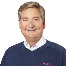 Mark Rusnak's Instagram, Twitter & Facebook